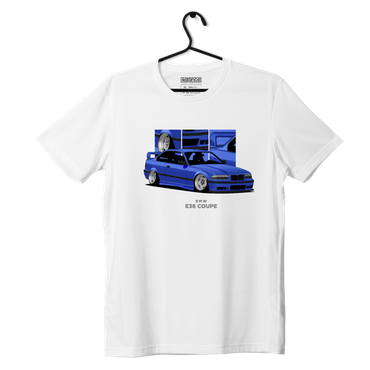 White T-shirt T-shirt with blue BMW E36