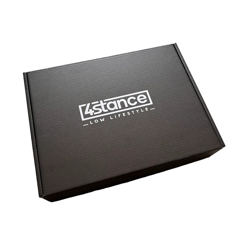 Sweatshirt / T-shirt gift wrapping in black cardboard box